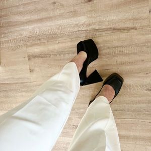 Chunky Black Heals